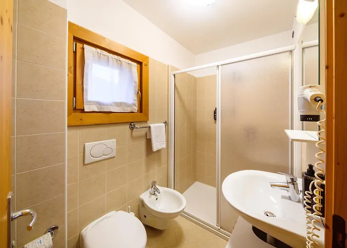 Ambassador Ξενοδοχείο Μπόρμιο