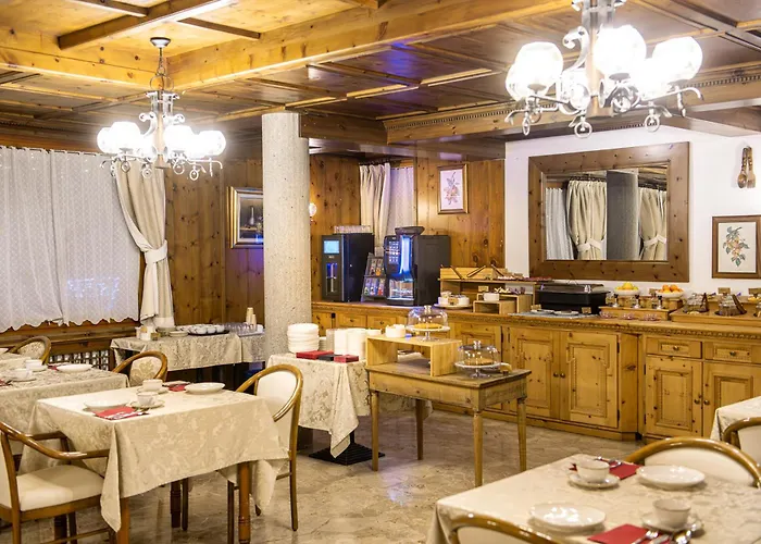 Ξενοδοχείο Ambassador 3*