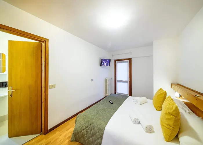 Ξενοδοχείο Ambassador 3*